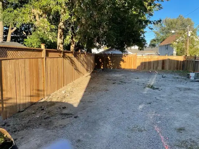 Fence Posts - Photo 3