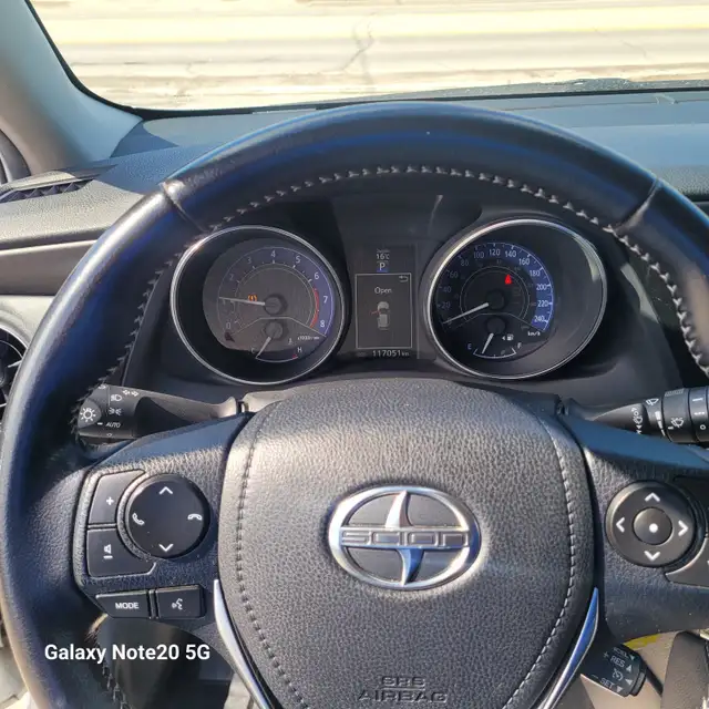 2017 TOYOTA SICON IM - Photo 9