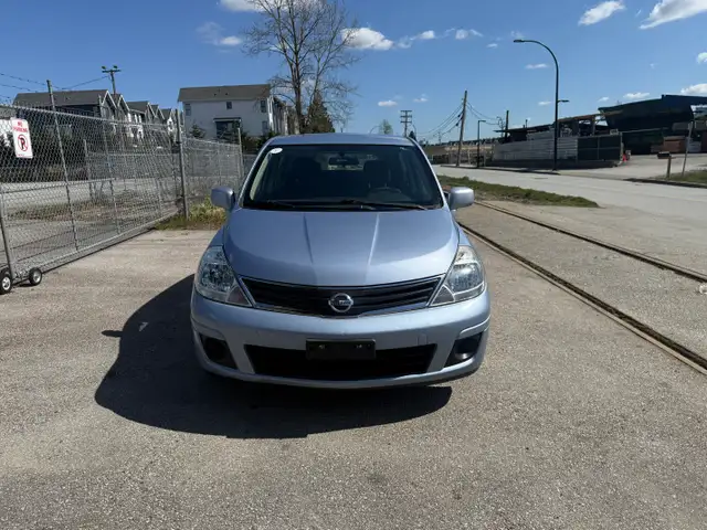 2011 NISSAN VERSA S AUTOMATIC A/C LOCAL BC NO ACCIDENTS AND ONLY - Photo 5