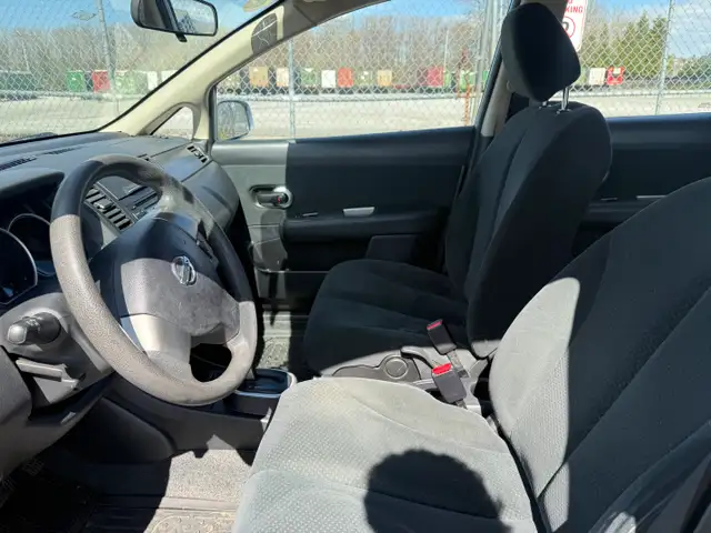 2011 NISSAN VERSA S AUTOMATIC A/C LOCAL BC NO ACCIDENTS AND ONLY - Photo 8