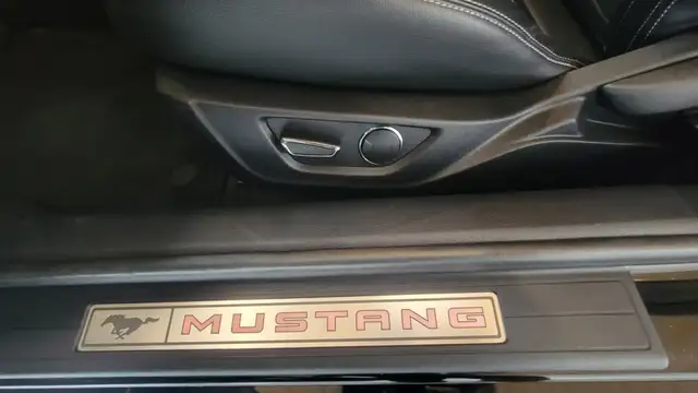 2015 Ford Mustang SUPERCHARGED ROUSH - Photo 11