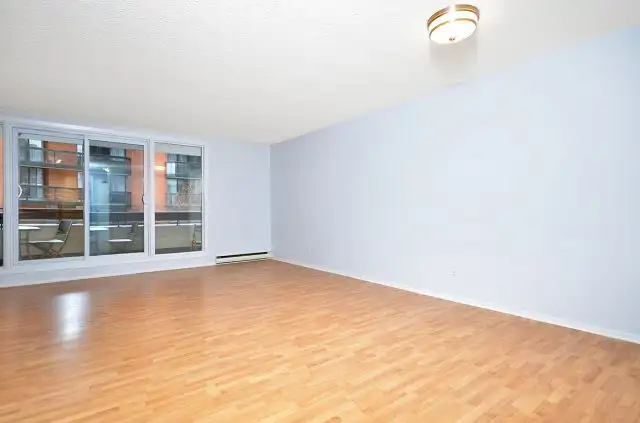 Unit 402-141 Somerset West - Available from June 1st 2026  - Two - Photo 8