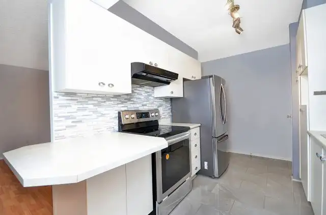 Unit 402-141 Somerset West - Available from June 1st 2026  - Two - Photo 10