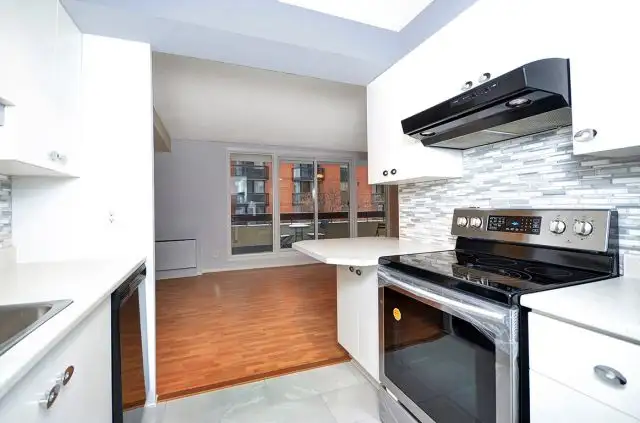 Unit 402-141 Somerset West - Available from June 1st 2026  - Two - Photo 11