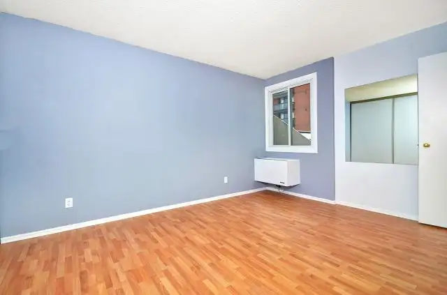 Unit 402-141 Somerset West - Available from June 1st 2026  - Two - Photo 13