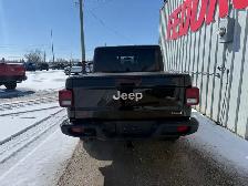 2020 Jeep Gladiator Overland - Photo 3