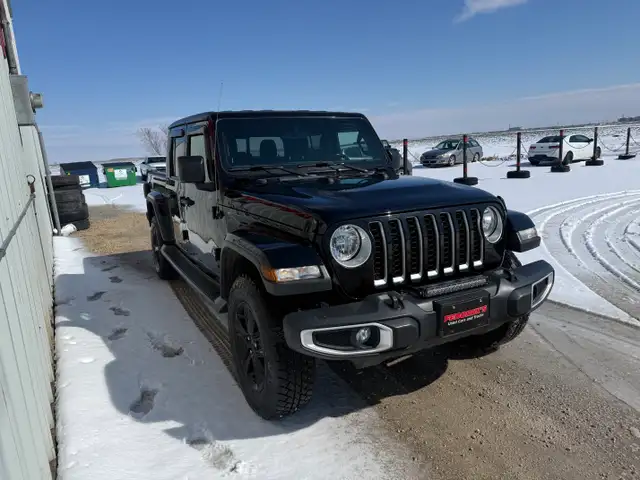2020 Jeep Gladiator Overland - Photo 6
