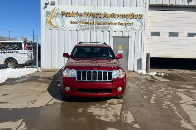 2010 Jeep Grand Cherokee Limited 4WD - Photo 2