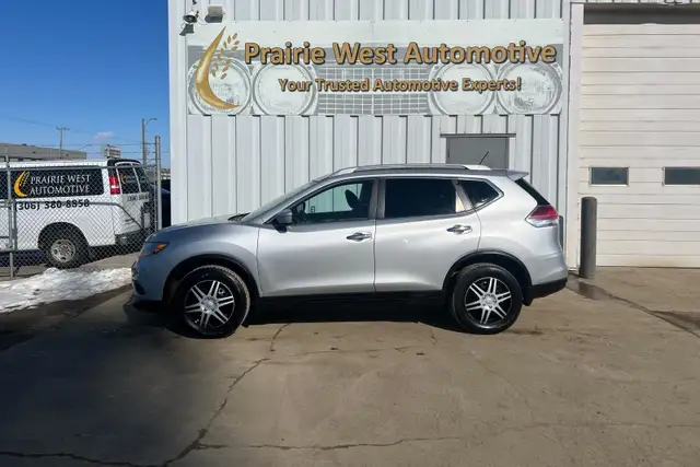 2015 Nissan Rogue S AWD - No Accident - Photo 8