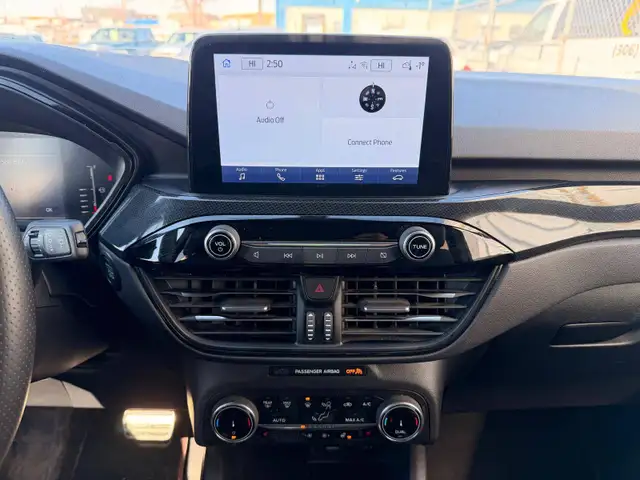 2023 Ford Escape ST Line AWD - No Accident - Photo 15