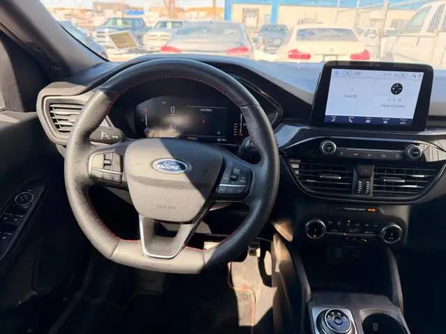 2023 Ford Escape ST Line AWD - No Accident - Photo 16