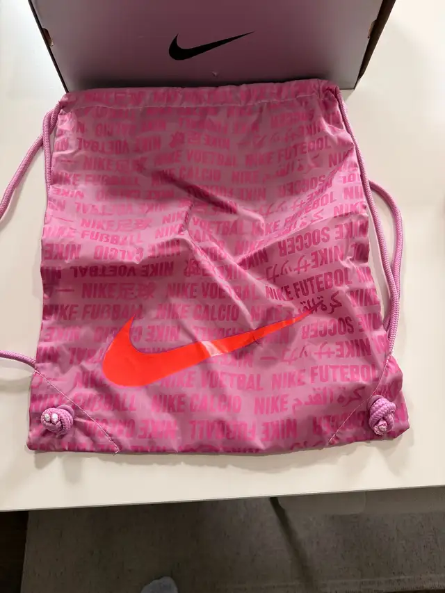 Nike Elite Soccer Cleats Size 10.5 - Photo 4