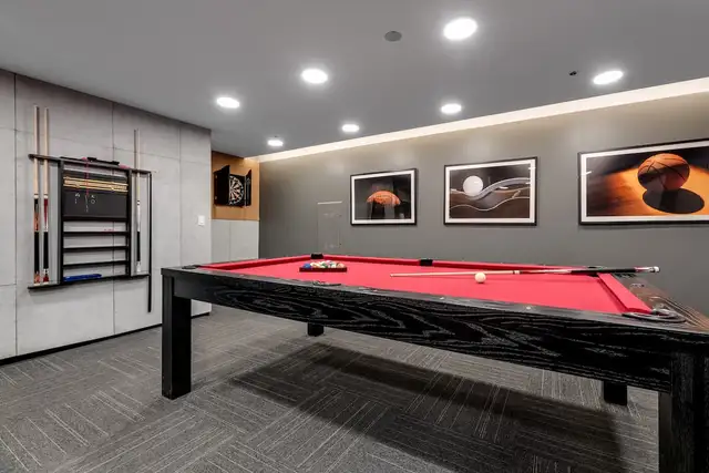 Eagle Pointe - 2 Bedroom   Den available at 800 Eagleson Rd, Kan - Photo 17