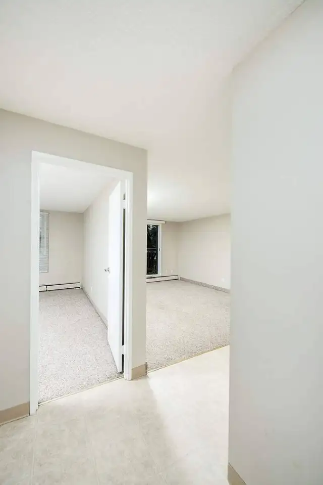 Victoria Gardens - 2 Bedroom Apartment for Rent - Photo 3