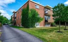 NEWLY RENOVATED 2 Bdrm unit in a SOUGHT AFTER Area. Avail. MAY