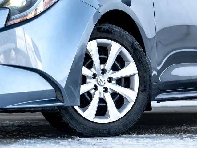 2021 Toyota Corolla LE - Clean CARFAX | Carplay | Radar Cruise - Photo 3