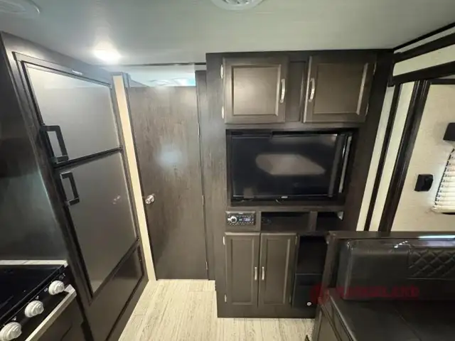 2020 Coachmen RV Northern Spirit XTR 2145RBX - Photo 11