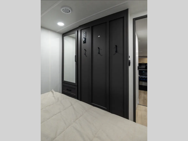 2026 Forest River RV Rockwood Signature R282RK - Photo 6