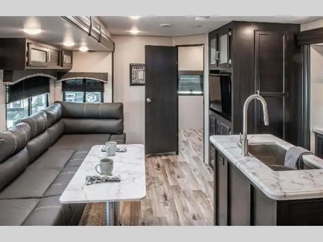 2020 Venture RV SportTrek 327VIK - Photo 4