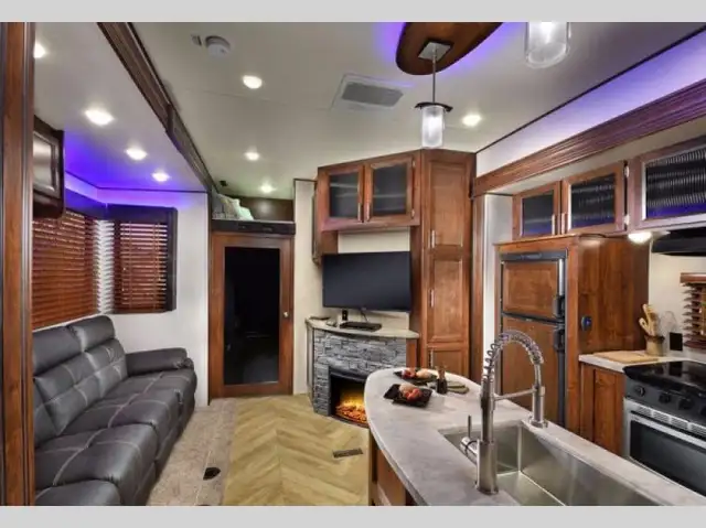 2018 Forest River RV Vengeance 348A13 - Photo 3