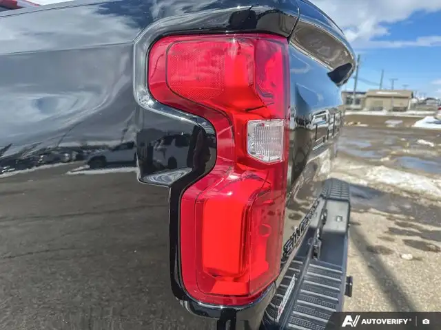 2025 Chevrolet Silverado 1500 High Country - Photo 16