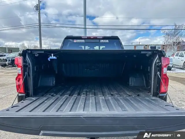 2025 Chevrolet Silverado 1500 High Country - Photo 17