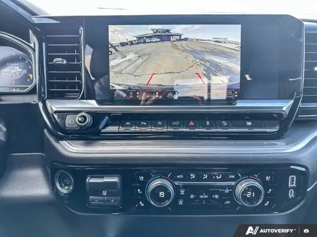 2025 Chevrolet Silverado 1500 High Country - Photo 24