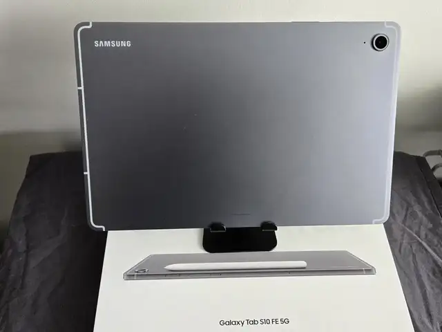 Samsung Galaxy Tab S10 FE 5G 10.9' Wifi   5G cellular- 128GB - Photo 2