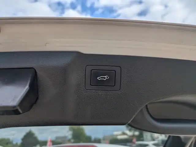 2017 Hyundai Santa Fe XL - Photo 20