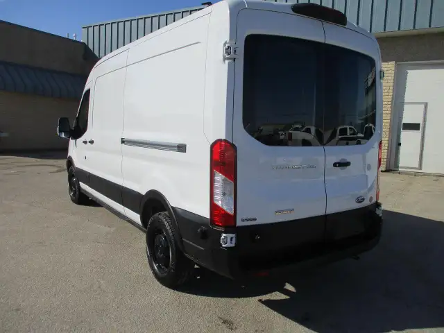 2019 Ford Transit T-250 148' Med Rf 9000 GVWR Dual Dr - Photo 6