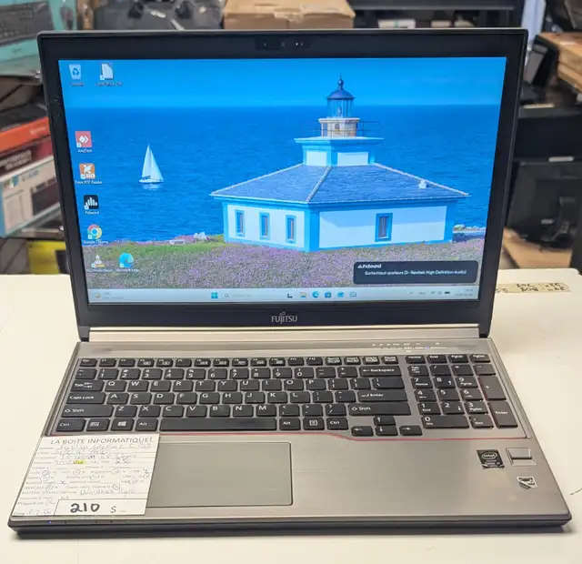 Fujitsu LifeBook E754 i7-4600M 8Go Ram SSD 256Go DVD 15,6po