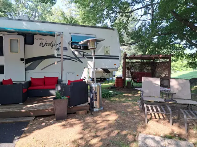 FifthWheel de 35 pi (toute offre sera étudiée) - Photo 8