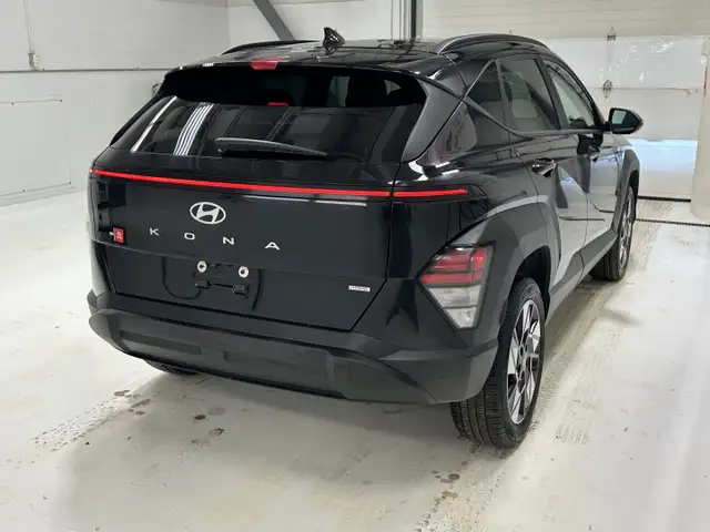 2024 Hyundai Kona PREFERRED - Photo 8