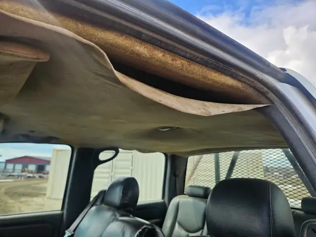 2005 GMC 3500 - Photo 23