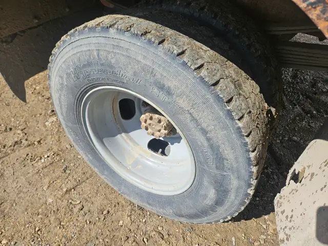 2005 GMC 3500 - Photo 26