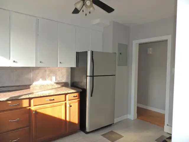 3 Bdr Renovated Apt available 1st of May Lower Sackville - Photo 2