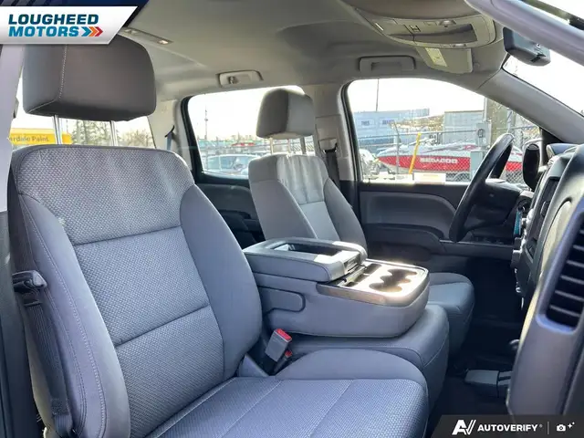 2018 GMC Sierra 1500 4WD Crew Cab - Photo 18