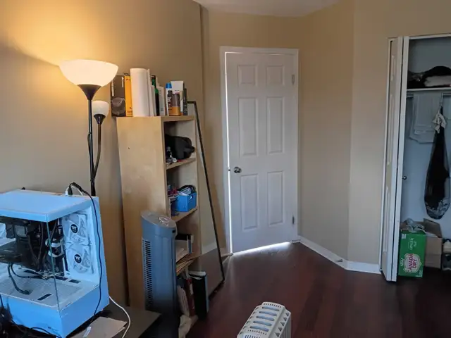 May - 2 Rooms- Bank/Hunt Club- 15m/Carleton,20m/OttawaU, VIDEO's - Photo 2