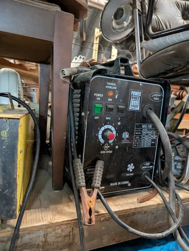 LARGE LIVE AUCTION SALE-SAT.APR.18 at 10:00am - Photo 2