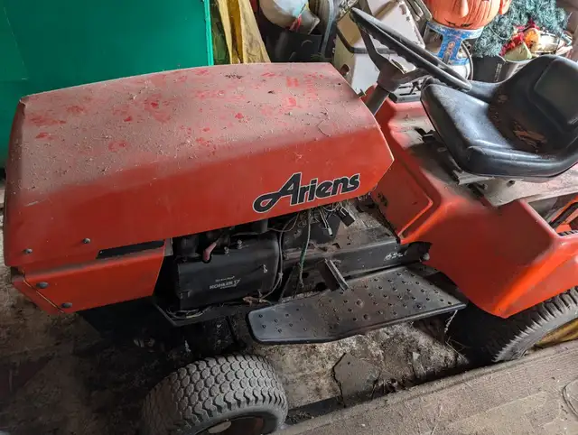 LARGE LIVE AUCTION SALE-SAT.APR.18 at 10:00am - Photo 9