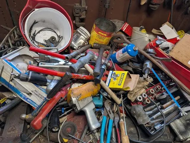 LARGE LIVE AUCTION SALE-SAT.APR.18 at 10:00am - Photo 10