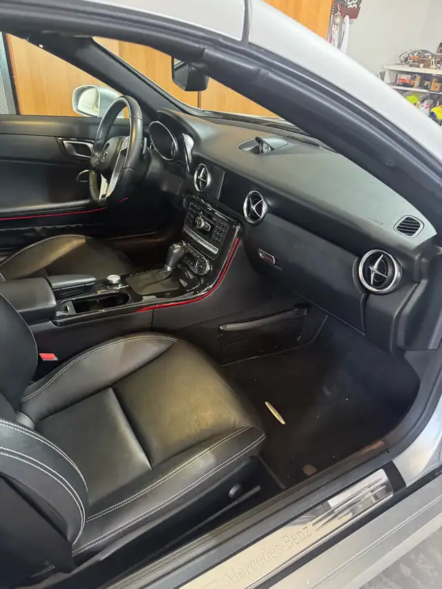 2014 SlK 350 - Photo 9