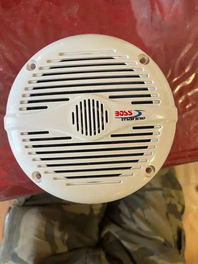 4 Speaker Boss Marine 150 watts neuf 100$ - Photo 3