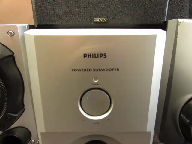 Home Audio 6 speaker surround sound with powered sub woofer - Photo 8