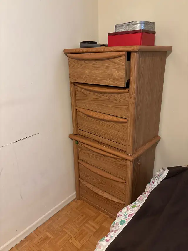 room for rent in Etobicoke - Photo 3