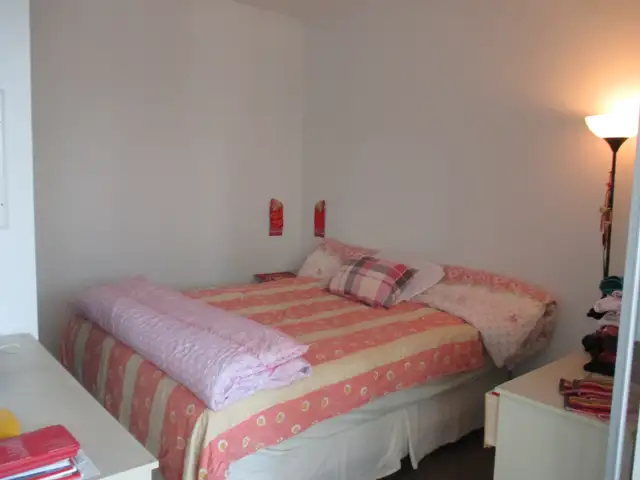 1 bed study :2000 Downtown Core/Waterfront/Cityplace/Fort York - Photo 3