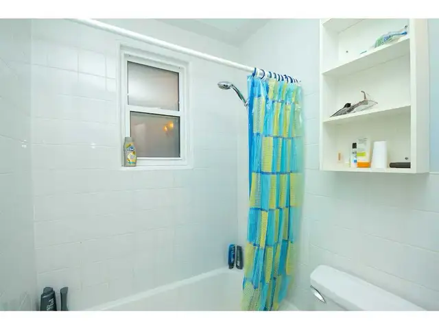 McMaster student rental - Photo 7