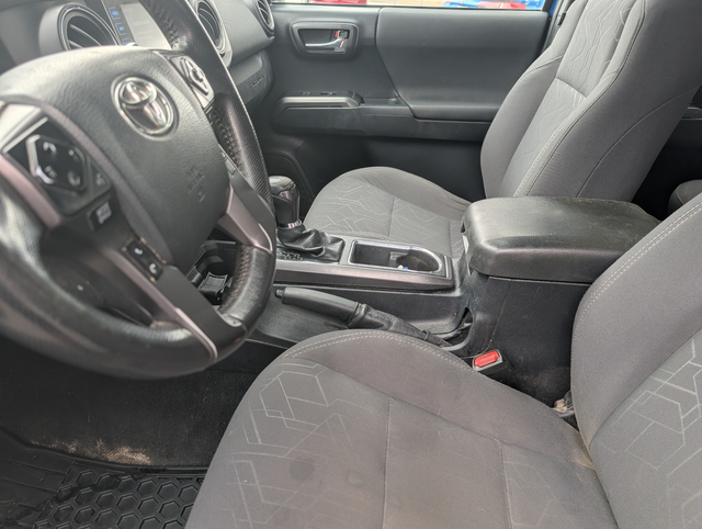 2018 Toyota Tacoma TRD SPORT - Photo 12