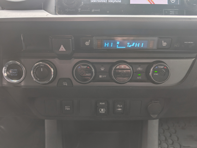 2018 Toyota Tacoma TRD SPORT - Photo 17