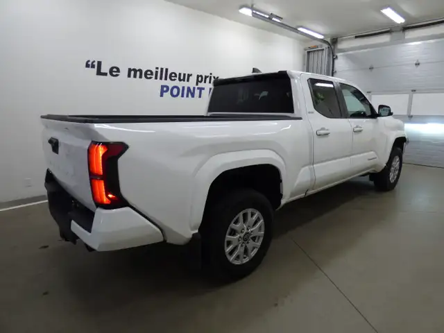2025 TOYOTA TACOMA SR5 DOUBLE CAB 4X4, AUTO, COMME NEUF!! - Photo 5